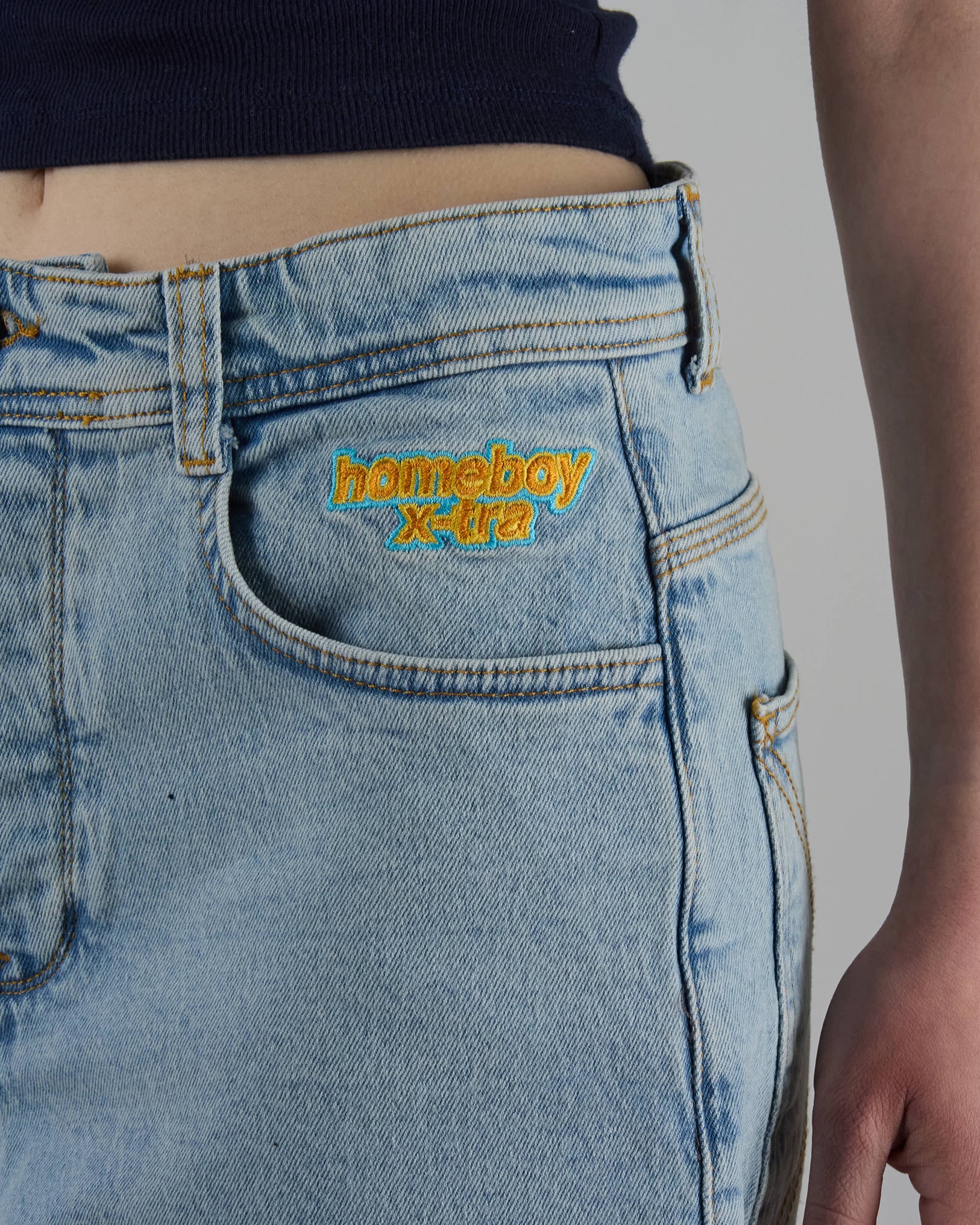 x-tra BAGGY Shorts Moon - Image 6